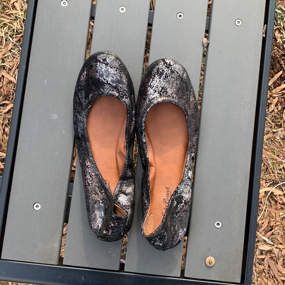 Lucky Brand flats.